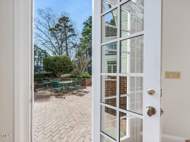 061-Patio Entry | Image 33