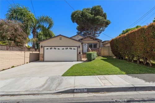 1768 Gates Ave, Manhattan Beach, CA, 90266-6907 | Card Image