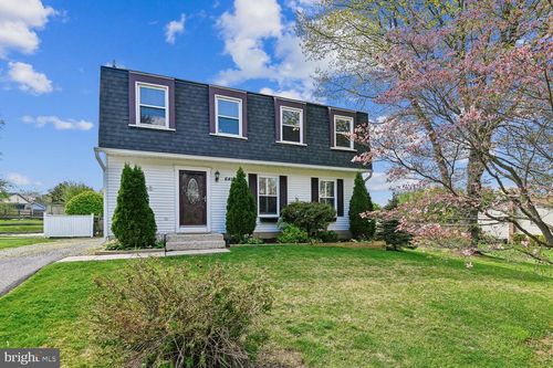 6410 Taper Ct, Sykesville, MD, 21784-8136 | Card Image