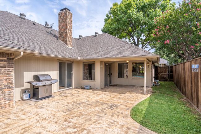 6910 Flintcove Dr, House other with 4 bedrooms, 3 bathrooms and null parking in Dallas TX | Image 34