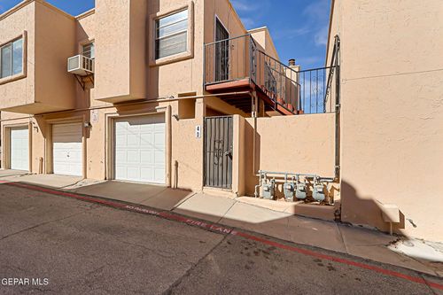 4d-2520 San Jose Ave, El Paso, TX, 79930-1236 | Card Image
