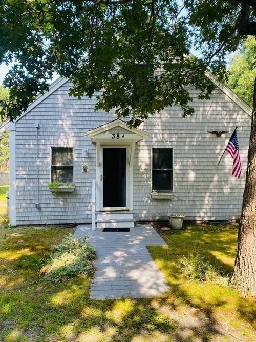 38A Russell Rd, Mashpee, MA, 02649-3944 | Card Image