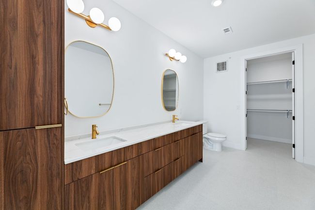 UNIT-546 - 1701 Simond Ave, Condo with 3 bedrooms, 2 bathrooms and 2 parking in Austin TX | Image 14