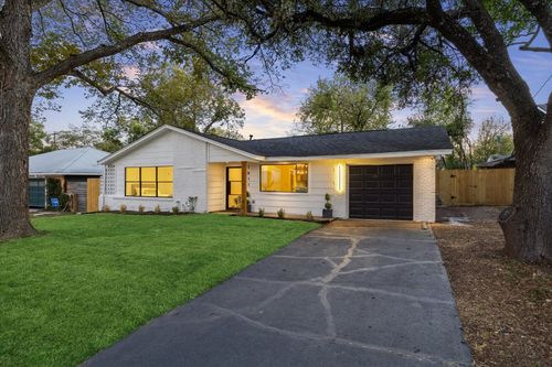 1611 Ridgehaven Dr, Austin, TX, 78723-2532 | Card Image