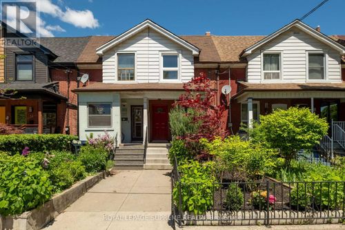 20 Fisher St, Toronto, ON, M6K1V8 | Card Image