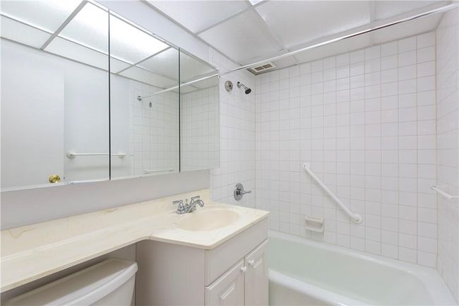 APT-2R - 150 Overlook Ave, Home with 1 bedrooms, 1 bathrooms and null parking in Peekskill NY | Image 13