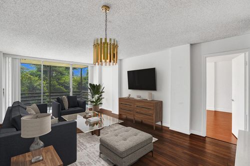 apt-3d-105 Royal Park Dr, Oakland Park, FL, 33309-5835 | Card Image