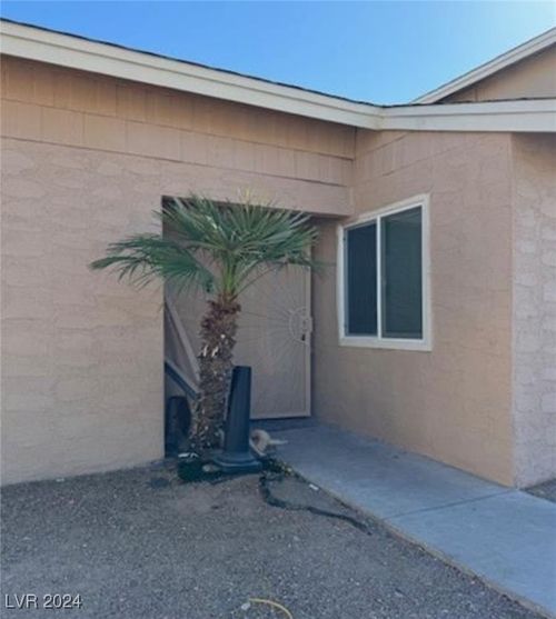 e-5116 Gray Lane, Las Vegas, NV, 89119 | Card Image