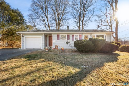 6 Hillcrest Ave, Watertown, CT, 06779-1607 | Card Image