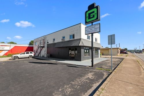 1704 Eastern Ave, Gallipolis, OH, 45631 | Card Image