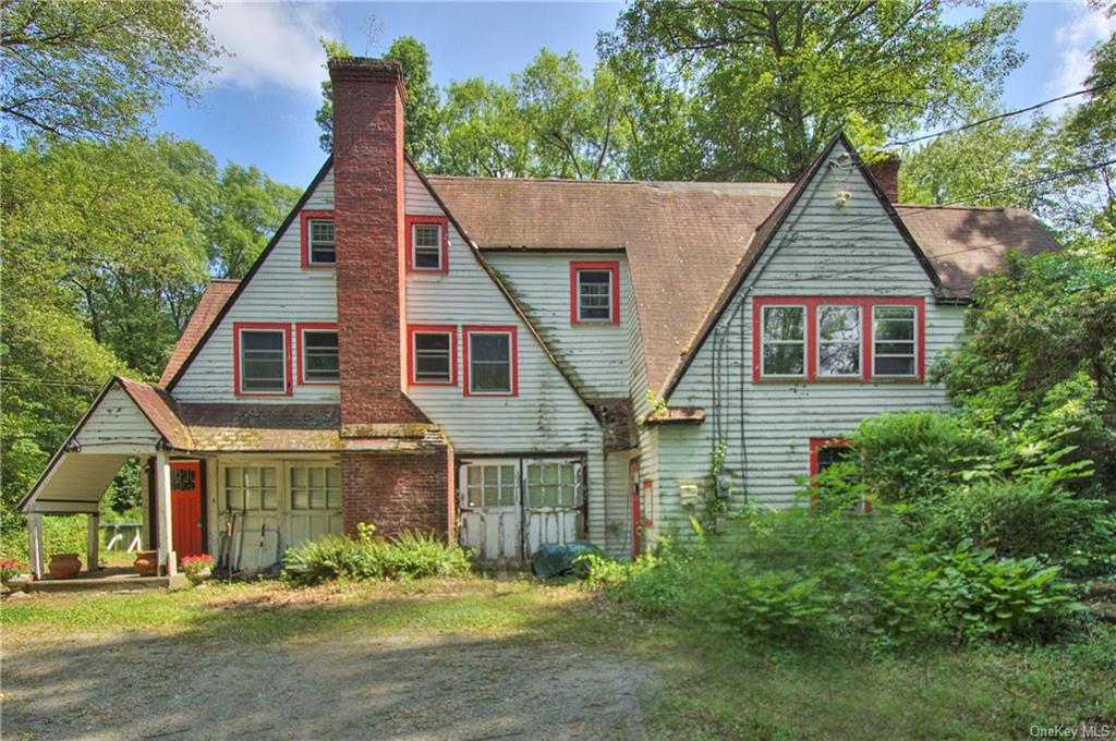Smithtown Rd, Fishkill, NY 12524