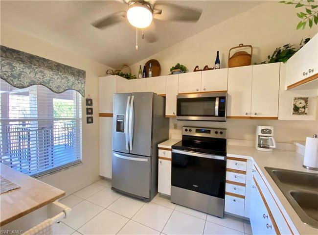 APT-8 - 5731 Foxlake Dr, Condo with 3 bedrooms, 2 bathrooms and null parking in NORTH FORT MYERS FL | Image 10