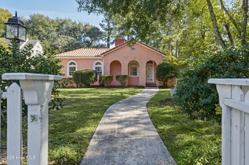 1411 Hawthorne Rd, Wilmington, NC, 28403-4007 | Card Image