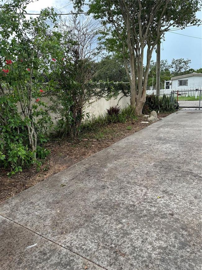 9922 Alavista Dr, Home with 0 bedrooms, 0 bathrooms and null parking in GIBSONTON FL | Image 4