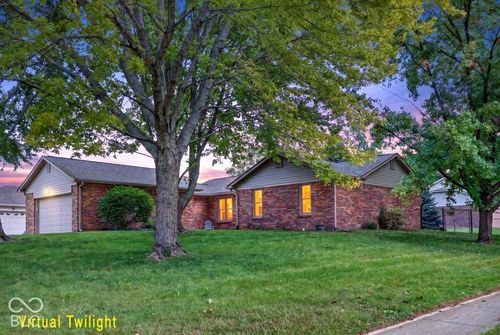 1101 Riverview Dr, Greenfield, IN, 46140-1398 | Card Image