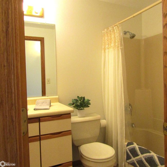 59708 Yankton Rd, Home with 4 bedrooms, 3 bathrooms and null parking in Griswold IA | Image 45