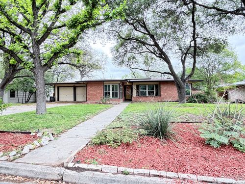 435 Burnside Dr, San Antonio, TX, 78209-2905 | Card Image