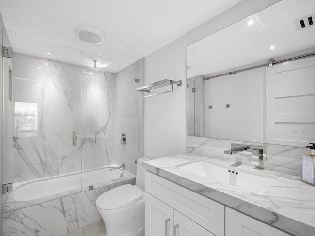 I-302 - 300 N Highway A1a, Condo with 2 bedrooms, 2 bathrooms and null parking in Jupiter FL | Image 33