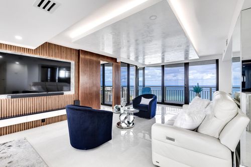 ph-a-3000 N Ocean Dr, Riviera Beach, FL, 33404-3268 | Card Image