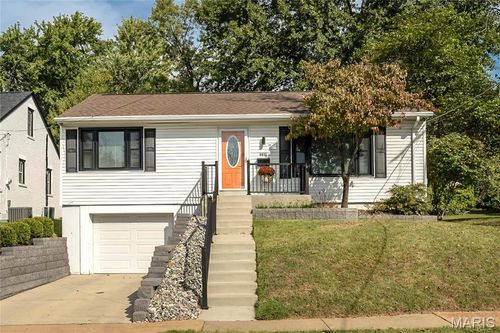 8831 Pine Ave, Saint Louis, MO, 63144-1711 | Card Image