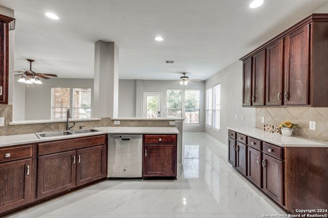 406 Primavera Loop, House other with 4 bedrooms, 4 bathrooms and null parking in Kyle TX | Image 18