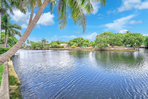 00-2702 Scott St, Hollywood, FL, 33020-1821 | Card Image