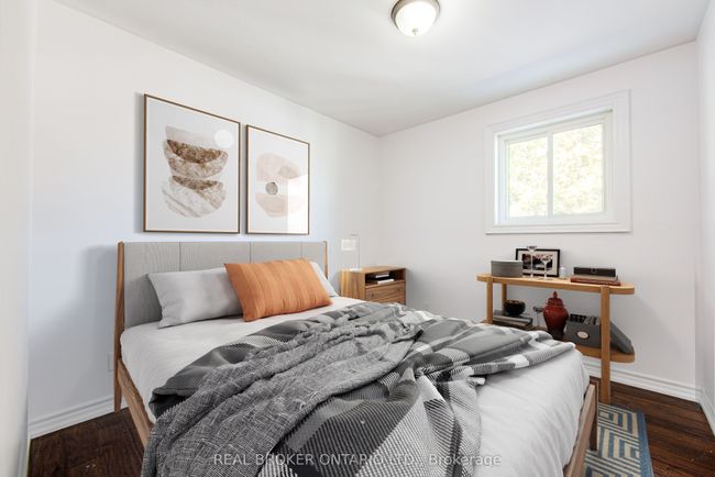 855 Miriam Rd, House other with 5 bedrooms, 2 bathrooms and 4 parking in Pickering ON | Image 19