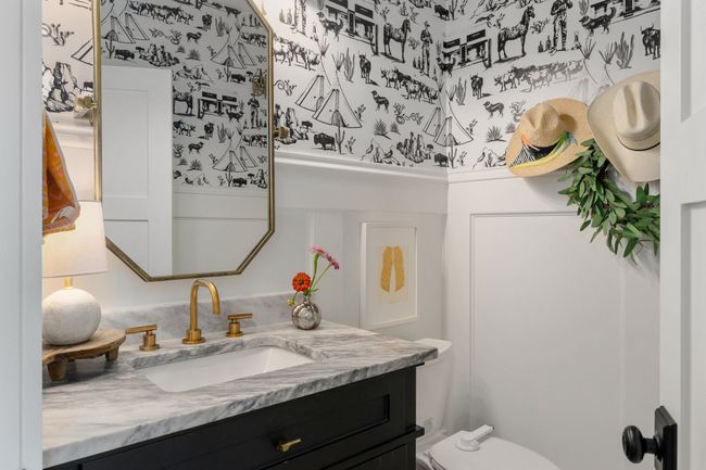 Powder Bathroom | Image 25