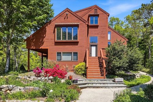 99 Rockledge Dr, North Falmouth, MA, 02556-2810 | Card Image