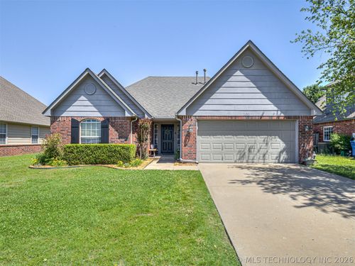 2012 Princeton St, Broken Arrow, OK, 74012-2095 | Card Image