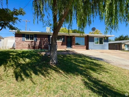 463 N 200 W, Clearfield, UT, 84015-3703 | Card Image