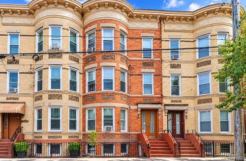 3-59-22 Catalpa Avenue, New York, NY, 11385 | Card Image