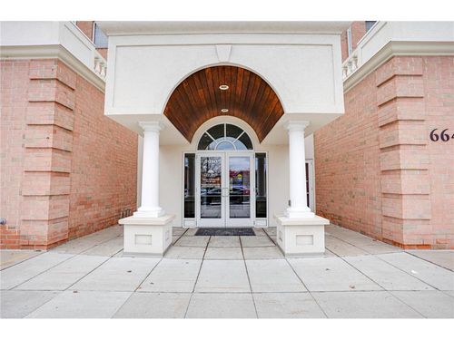 208-6640 Lyndale Ave S, Richfield, MN, 55423-2367 | Card Image
