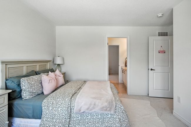 82 Calypso Ave, House other with 5 bedrooms, 4 bathrooms and 2 parking in Minesing ON | Image 24