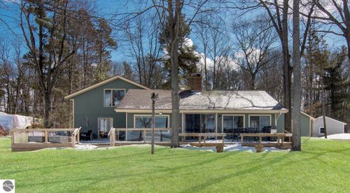 9566 Fowler Ln Nw, Rapid City, MI, 49676-9597 | Card Image