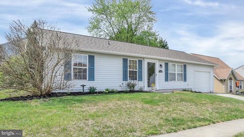 1402 Burnside Dr, HAMPSTEAD, MD, 21074-2154 | Card Image