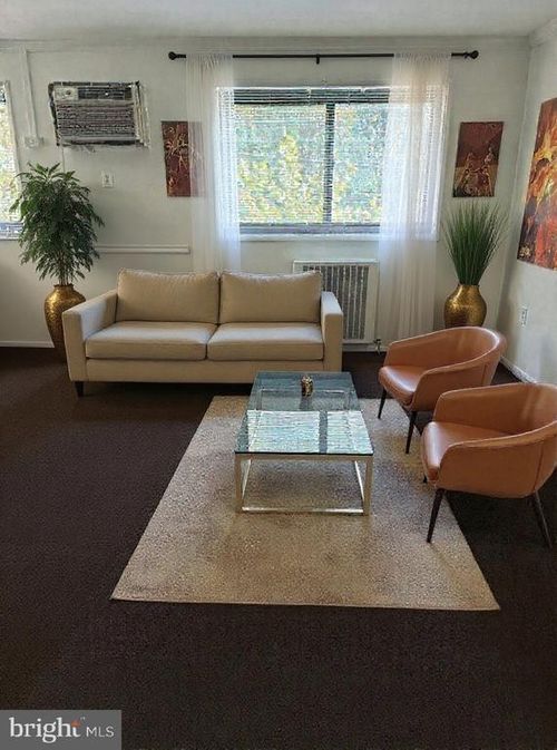 apt-204-3109 Naylor Rd Se, WASHINGTON, DC, 20020-1681 | Card Image