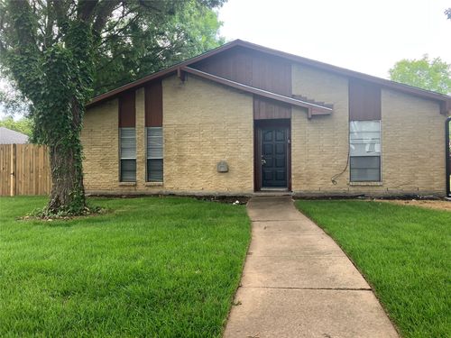 1204 Whitehall Dr, Plano, TX, 75023-6743 | Card Image