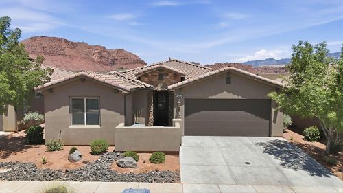 14-3800 N Paradise Village Dr, Santa Clara, UT, 84765-5740 | Card Image