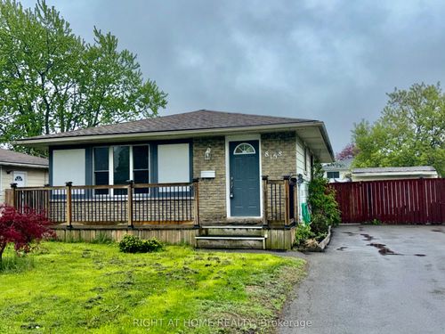 8158 Paddock Trail Dr, Niagara Falls, ON, L2H1X3 | Card Image