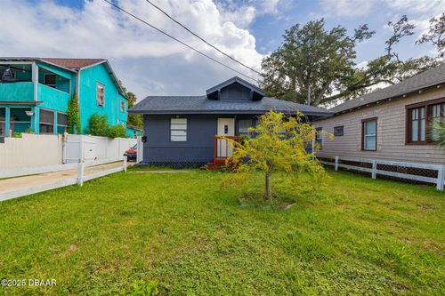121 Bellevue Ave, Daytona Beach, FL, 32114-5301 | Card Image