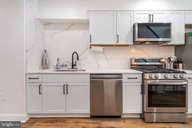222 S Robinson St, Townhouse with 2 bedrooms, 3 bathrooms and null parking in BALTIMORE MD | Image 5