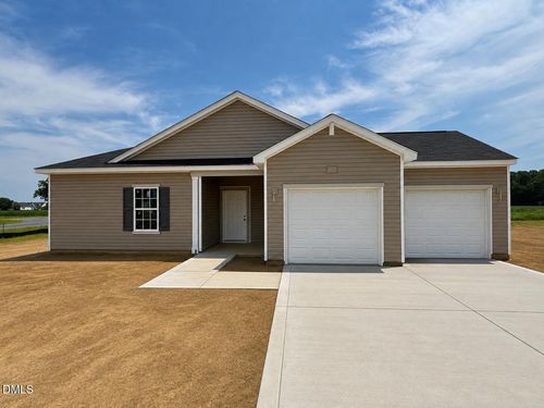 200 Piper Pointe Drive, Pikeville, NC, 27863 | Card Image