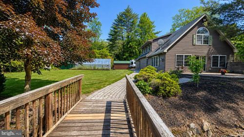 1009A First Fork Rd, Jersey Shore, PA, 17740-8795 | Card Image
