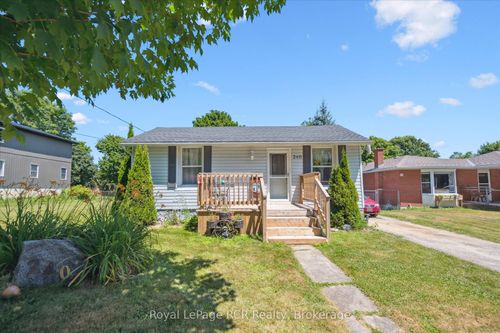 240 Egremont St N, Mount Forest, ON, N0G2L2 | Card Image