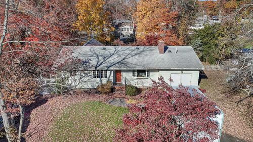 18 Juniper Road, Salem, NH, 03079 | Card Image