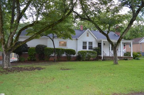 104 S Howell St, Greer, SC, 29650-1823 | Card Image