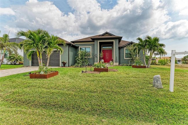 8304 Antwerp Cir, House other with 3 bedrooms, 2 bathrooms and null parking in PORT CHARLOTTE FL | Image 4