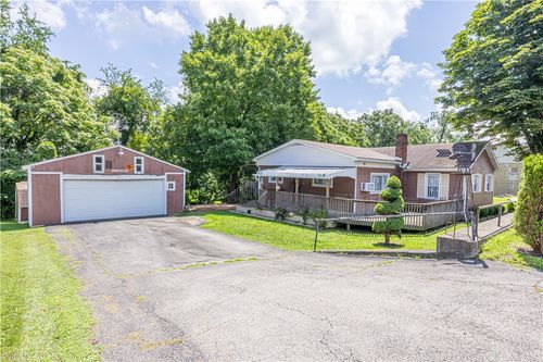 444 Allison Ave, Allison, PA, 15413-1011 | Card Image