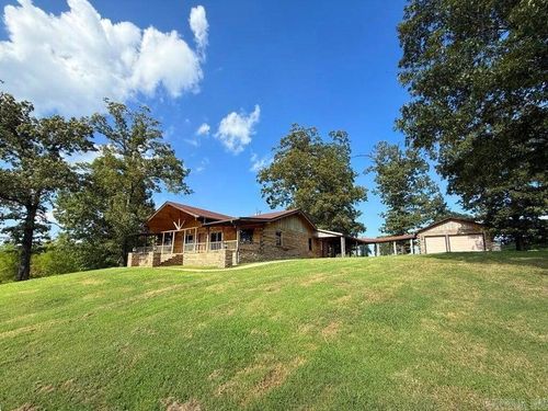 251 Coronado Ln, Batesville, AR, 72501-8439 | Card Image